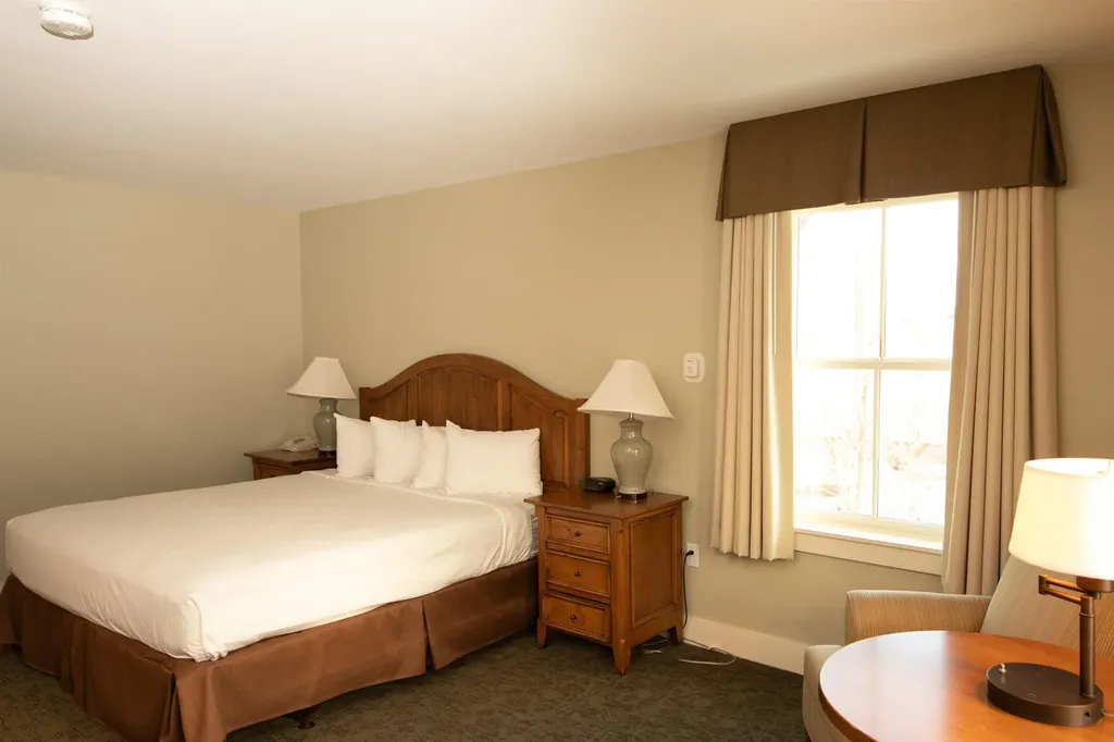 613/615 Qtr. I I I Adams House Ludlow VT 05149