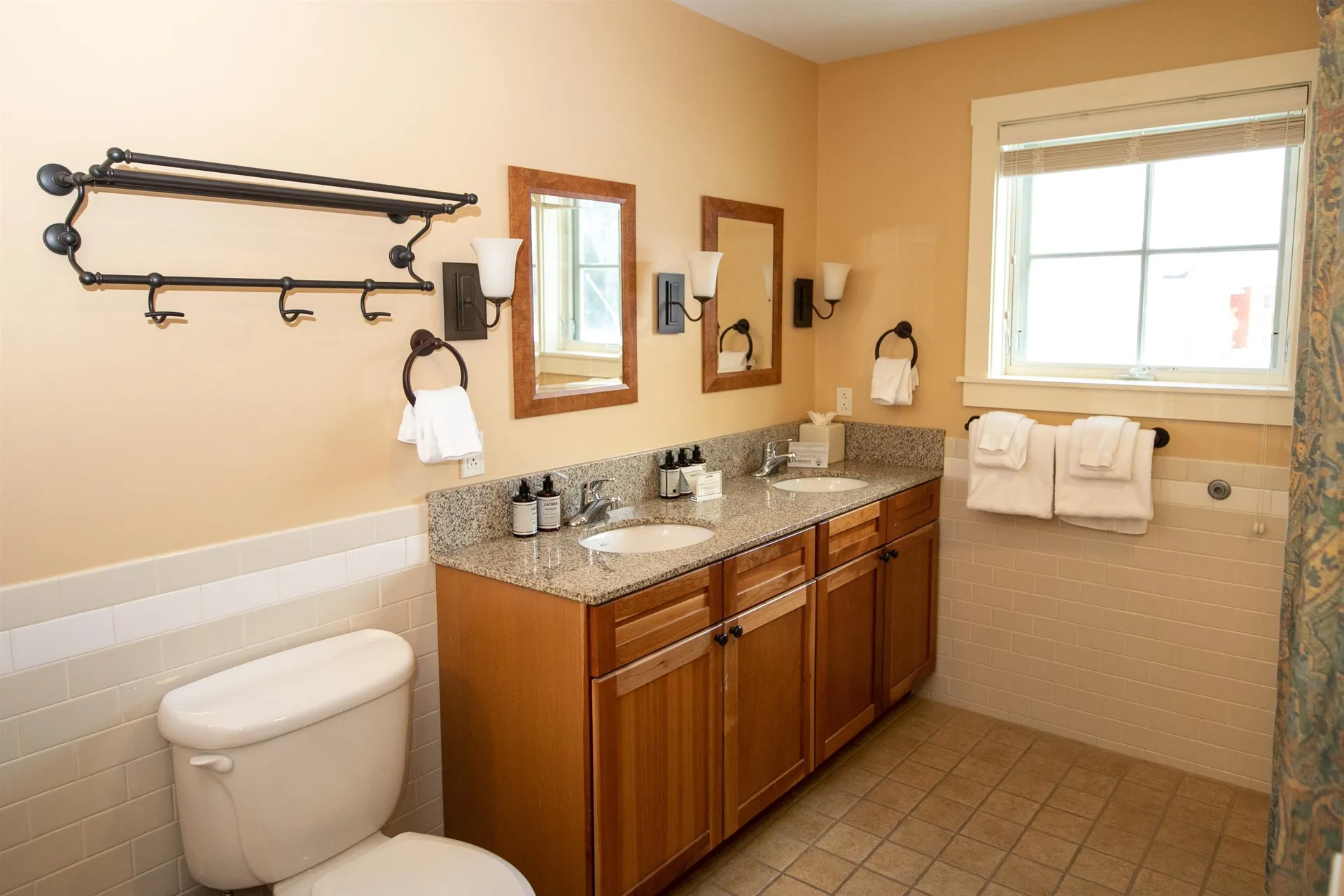 613/615 Qtr. I I I Adams House Ludlow VT 05149