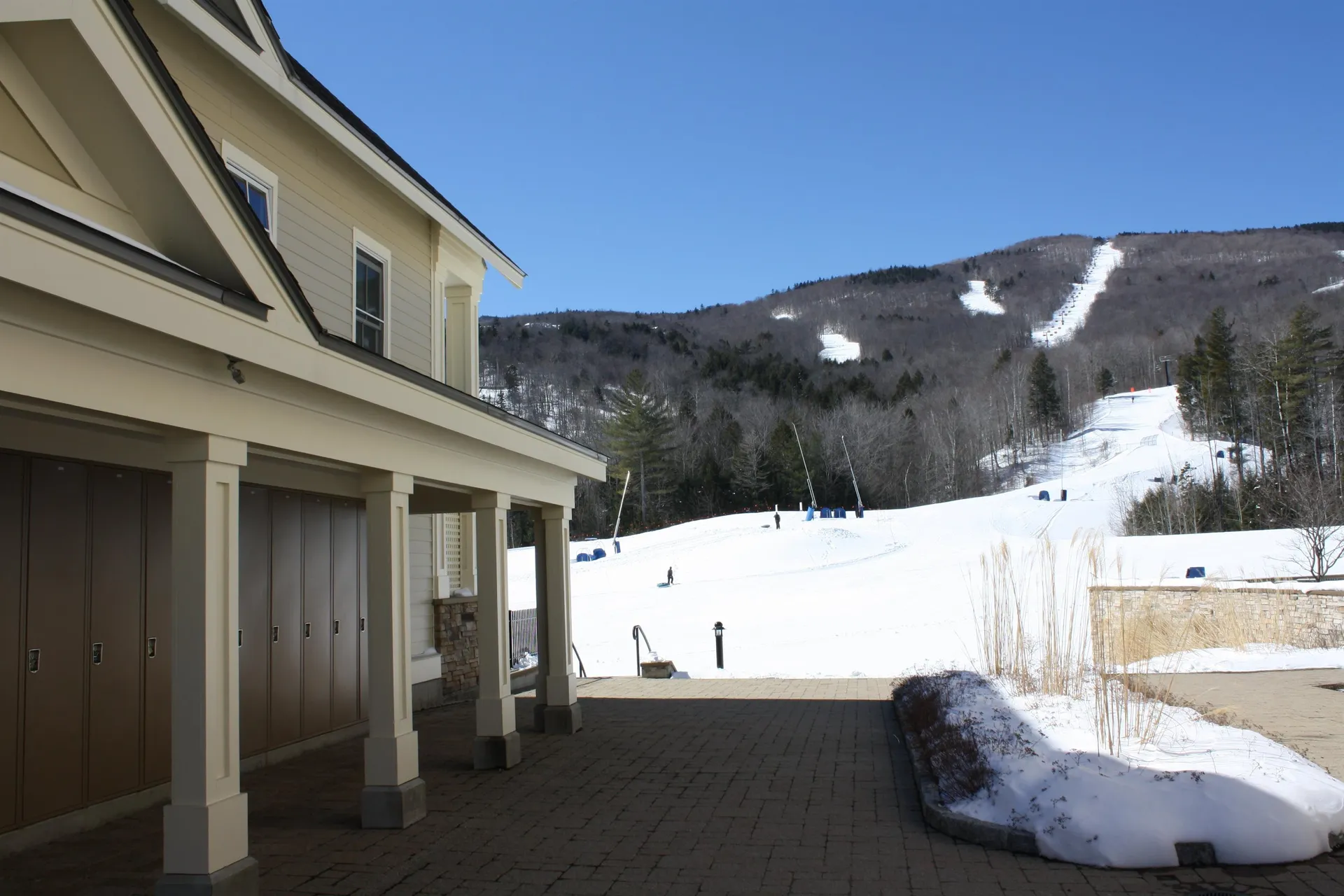 613/615 Qtr. I I I Adams House Ludlow VT 05149