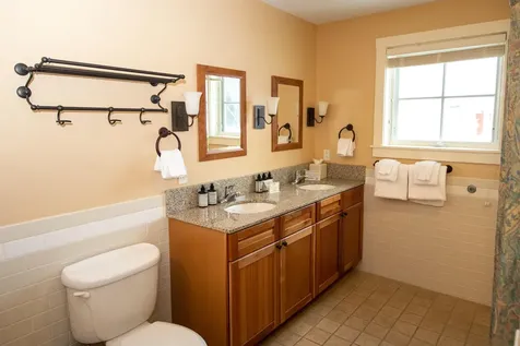 613/615 Qtr. I I I Adams House Ludlow VT 05149