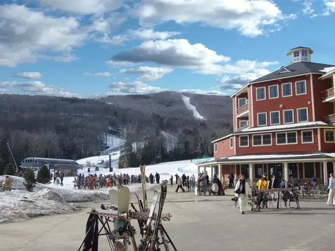 613/615 Qtr. I I I Adams House Ludlow VT 05149