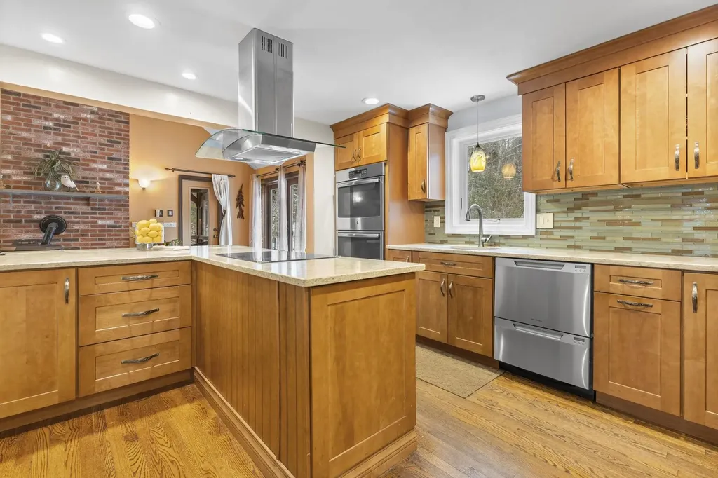 147 Hamwoods Road Alton NH 03809