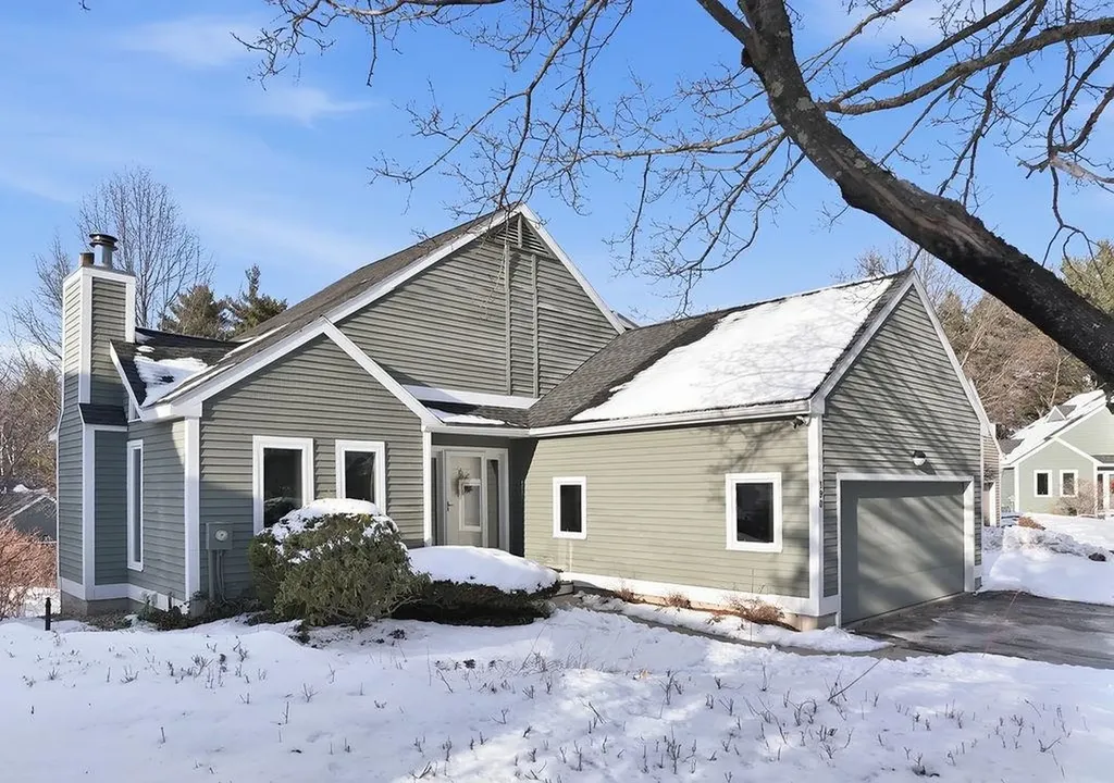 190 Chase Way Manchester NH 03104