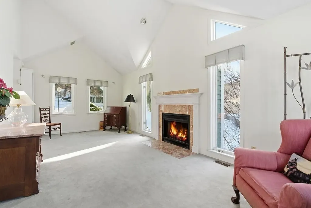 190 Chase Way Manchester NH 03104