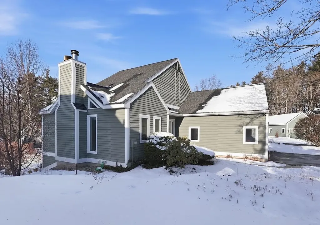 190 Chase Way Manchester NH 03104