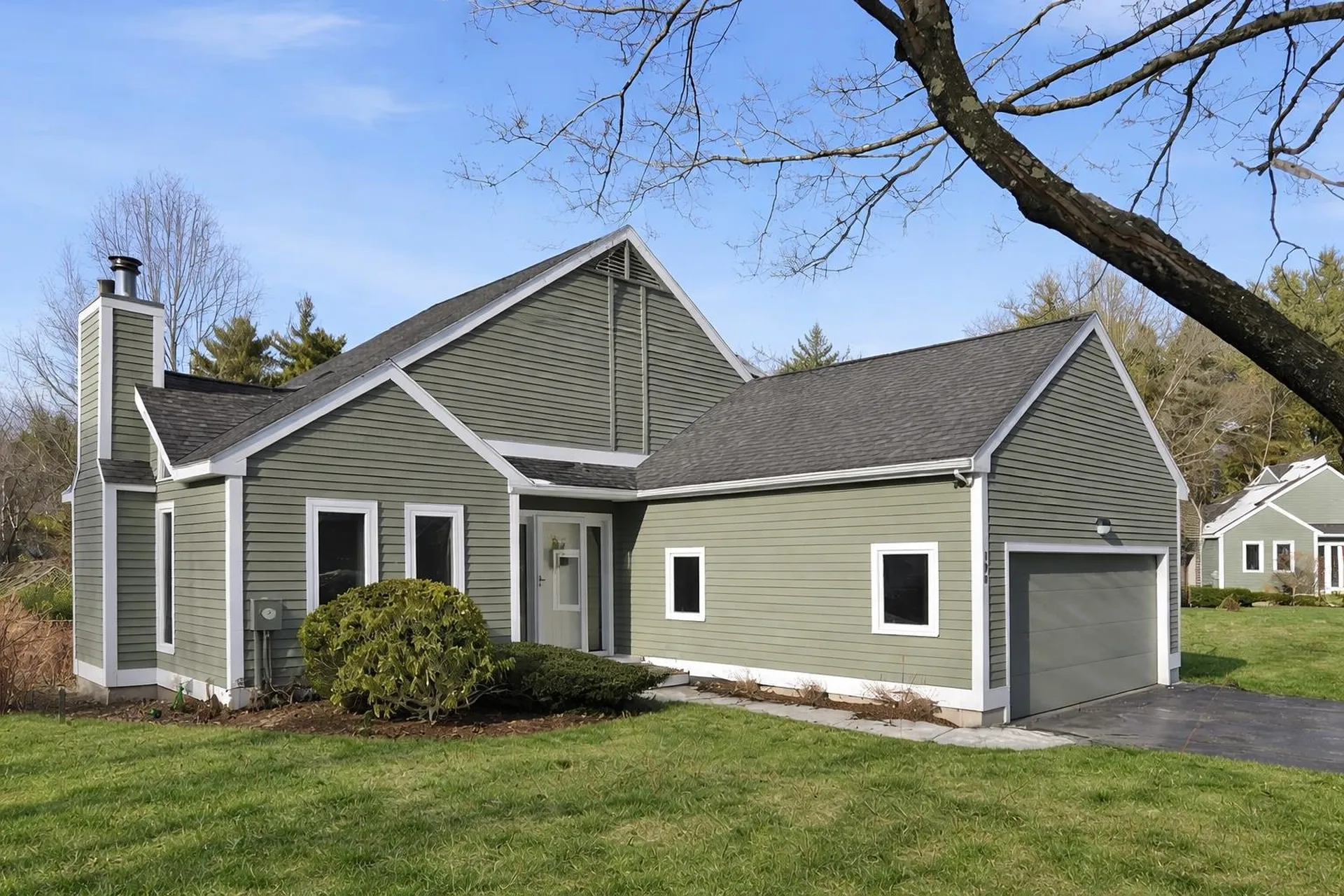 190 Chase Way Manchester NH 03104