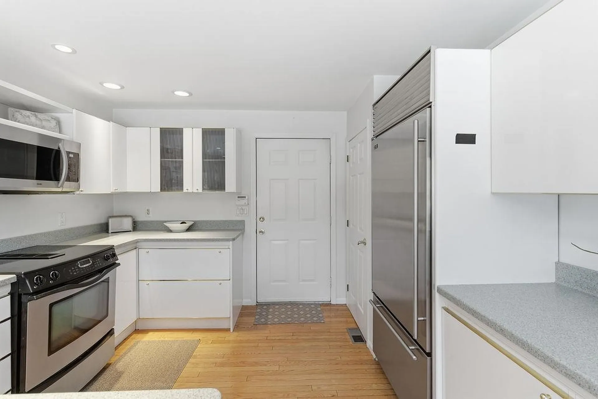 190 Chase Way Manchester NH 03104