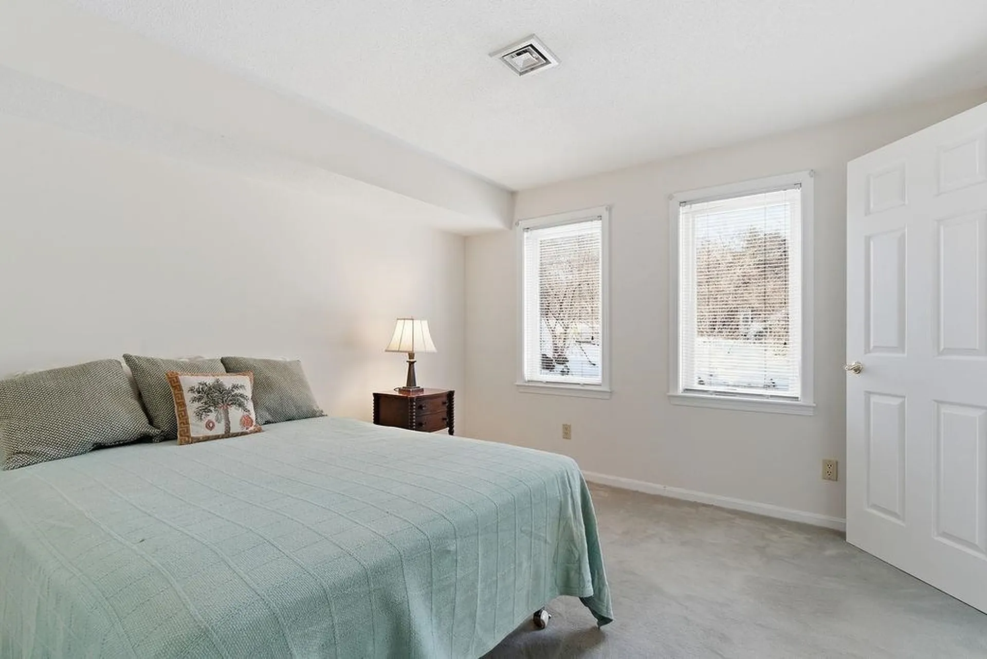 190 Chase Way Manchester NH 03104