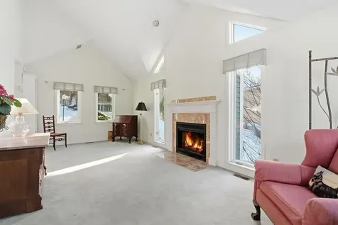 190 Chase Way Manchester NH 03104