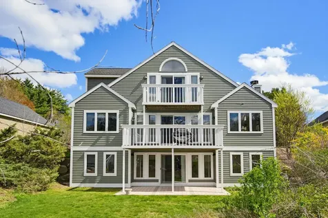 190 Chase Way Manchester NH 03104