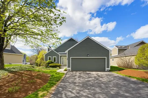 190 Chase Way Manchester NH 03104