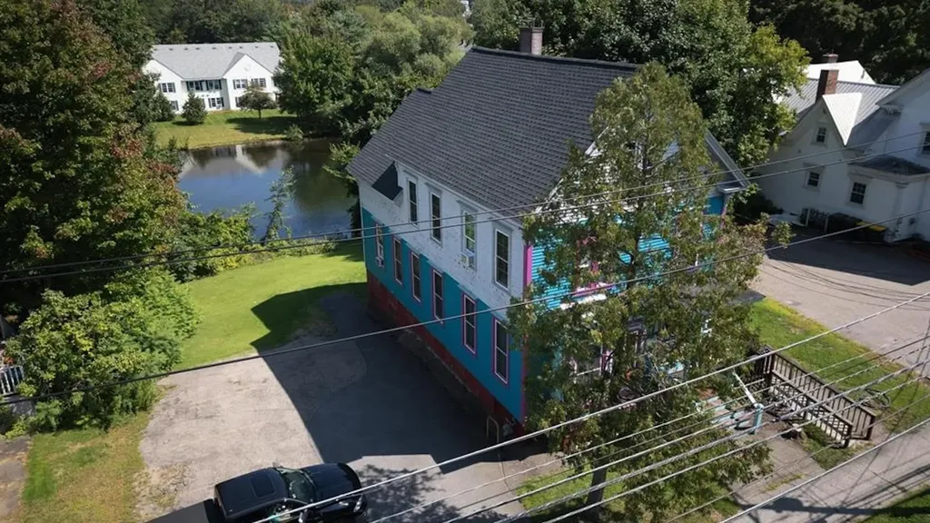 53 Messer Street Laconia NH 03246