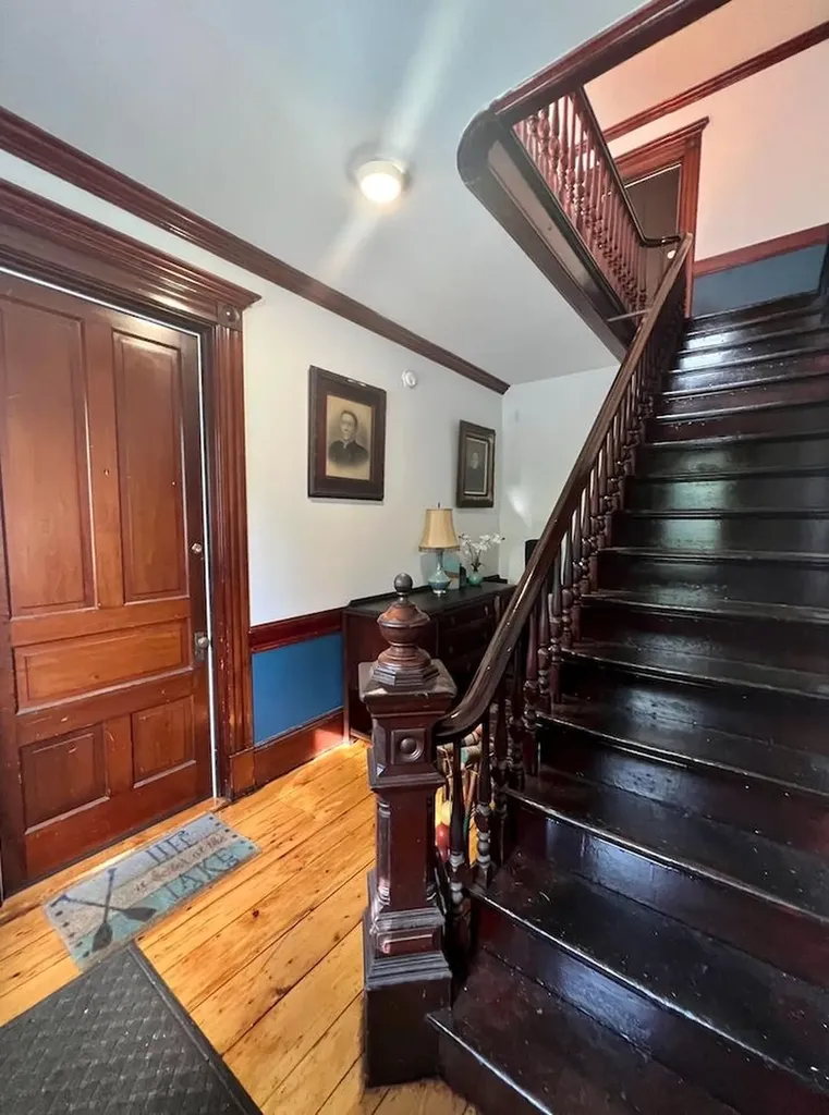 53 Messer Street Laconia NH 03246