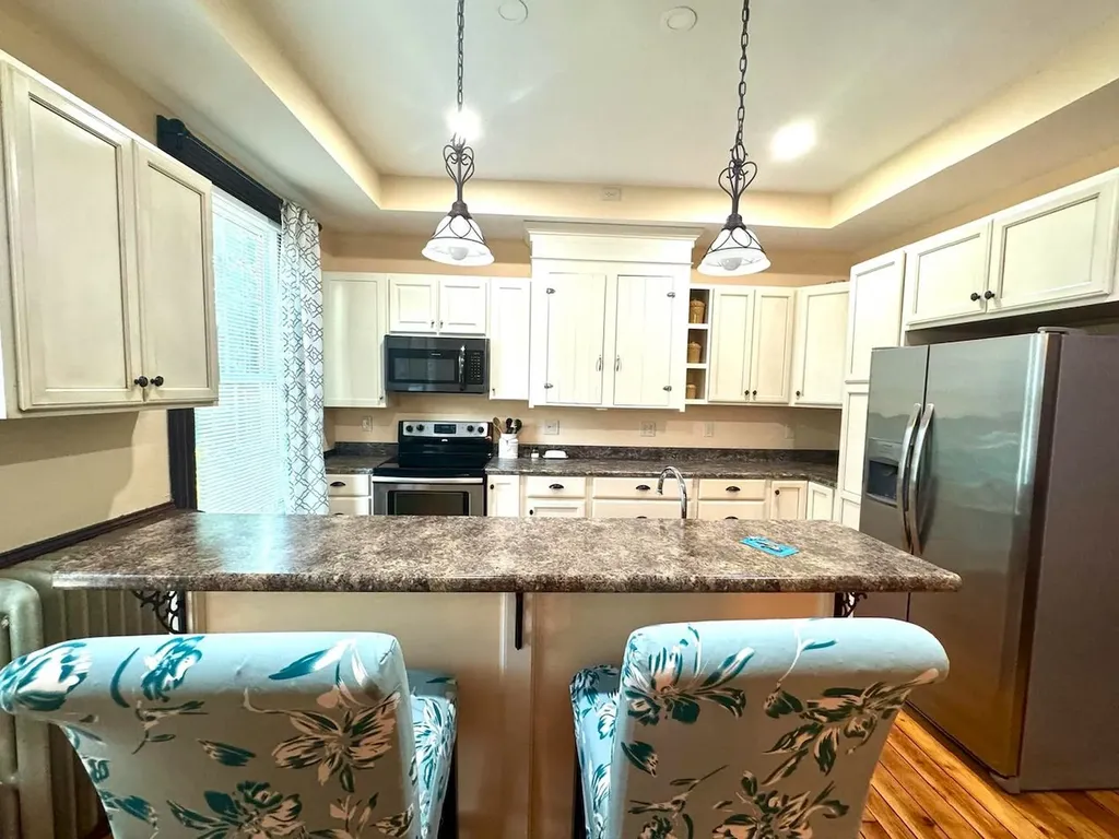 53 Messer Street Laconia NH 03246