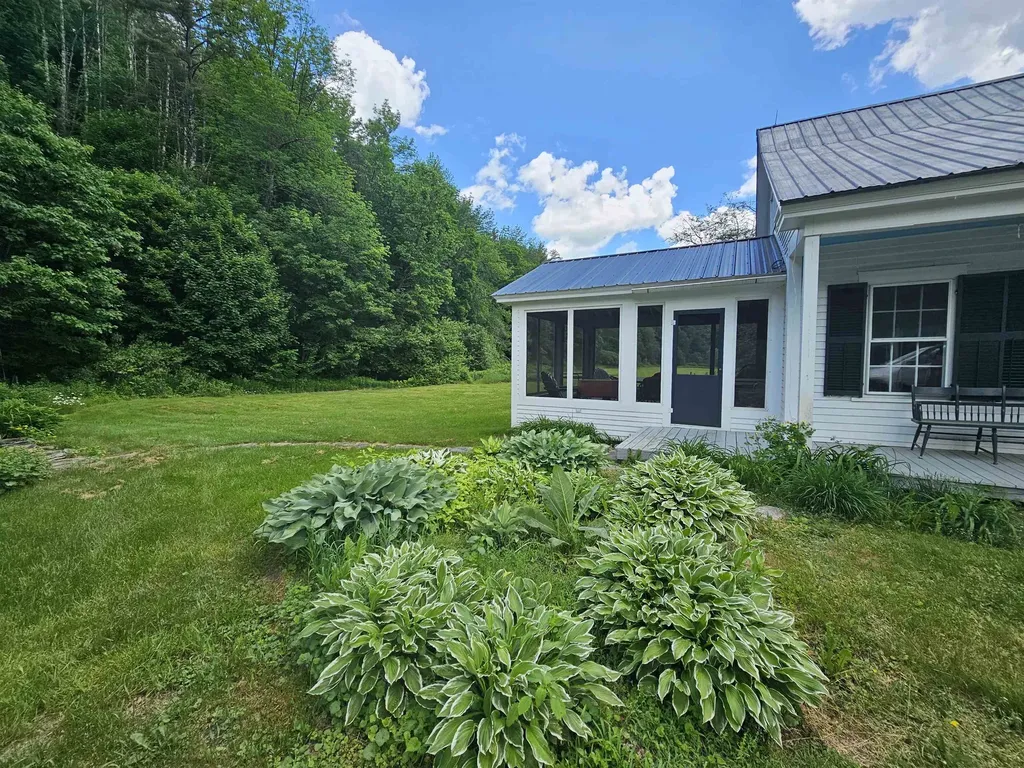 673 Vt Rte 121 East Grafton VT 05146