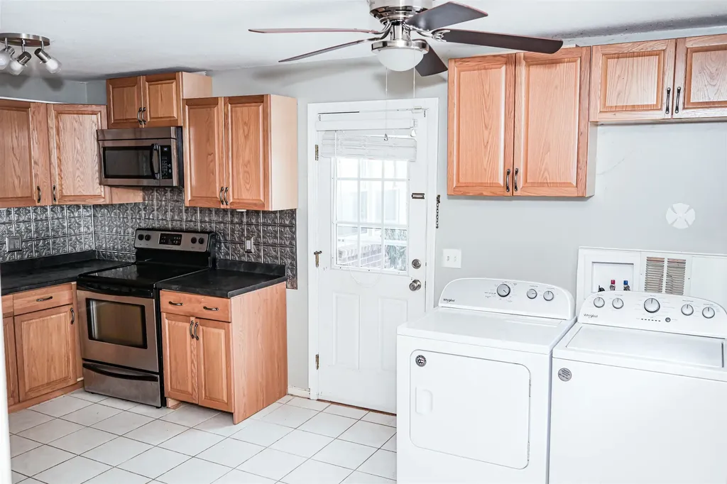 139 Main Street Laconia NH 03246