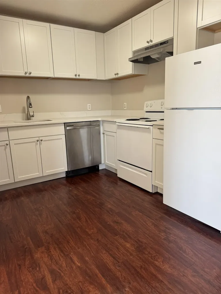 153 West Hancock Street Manchester NH 03102