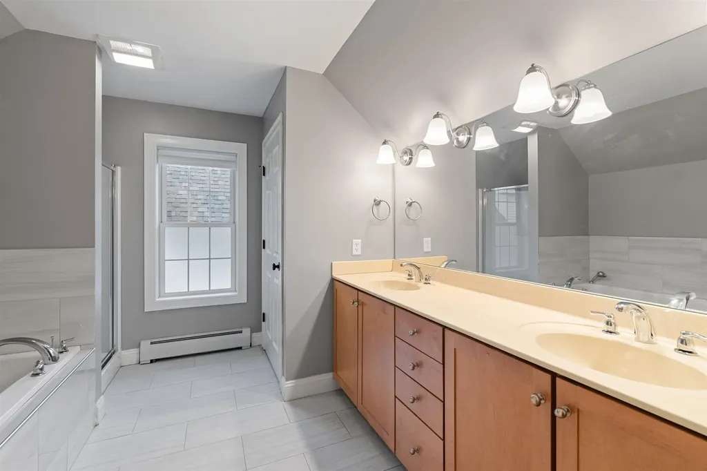 165 Day Lane Williston VT 05495