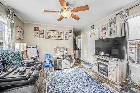 28 Woodlawn Drive Allenstown NH 03275