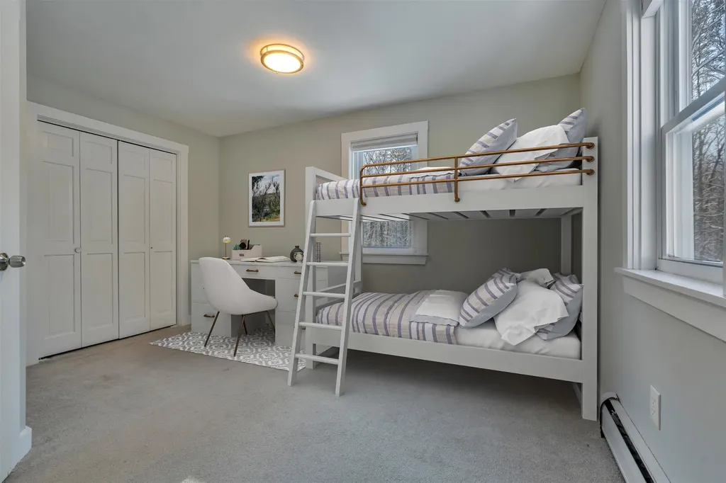 24 Nute Road Madbury NH 03823