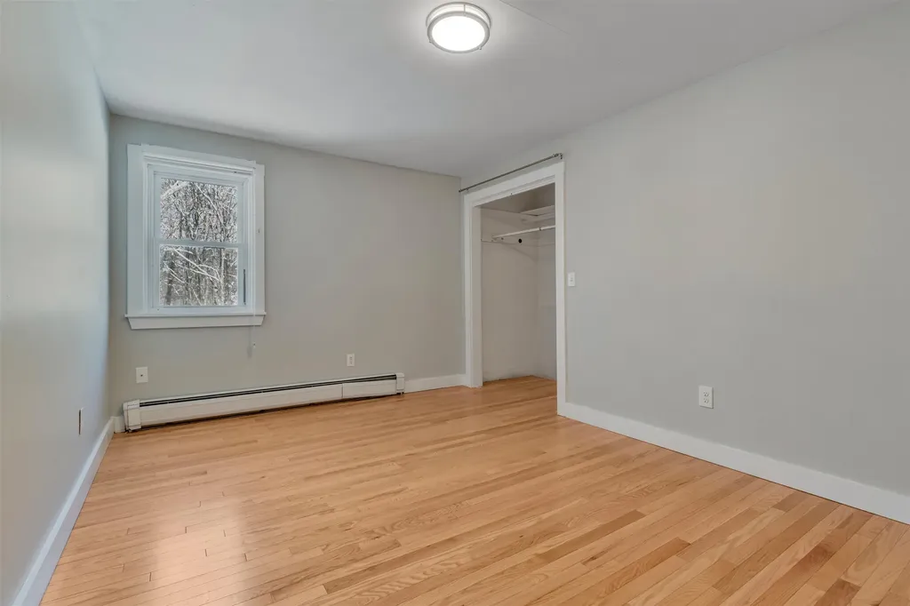 24 Nute Road Madbury NH 03823