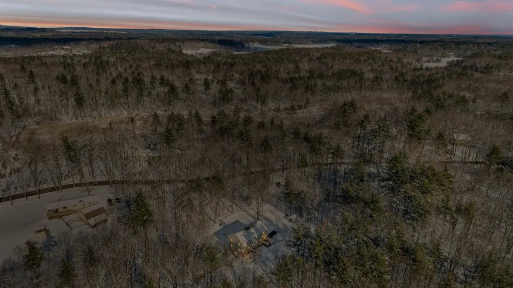 24 Nute Road Madbury NH 03823