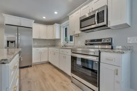 24 Nute Road Madbury NH 03823