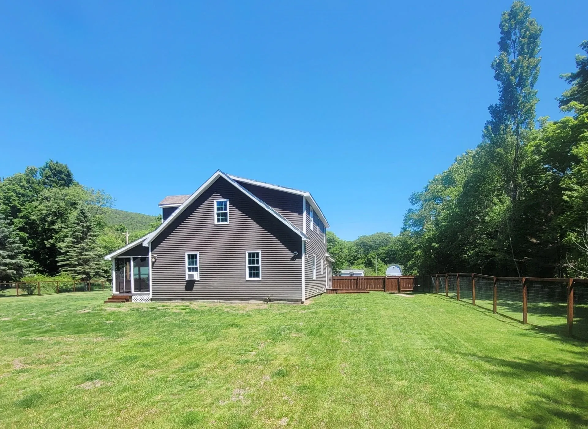 309 Depot Street Rumney NH 03266