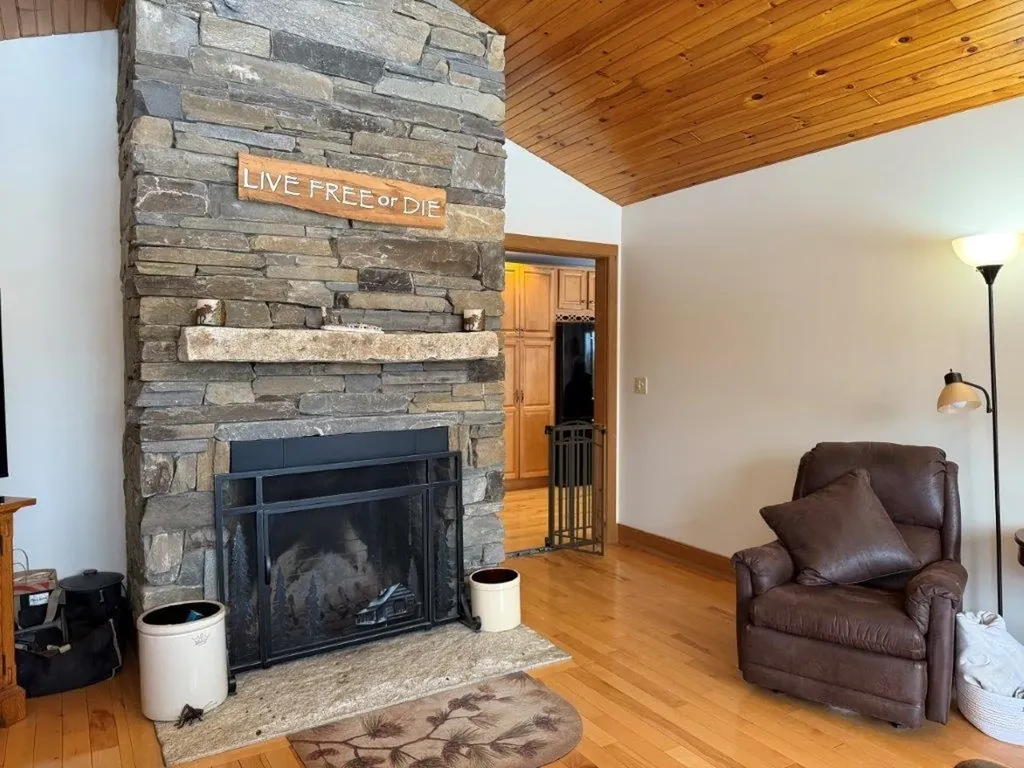 21 Highland Avenue Canaan NH 03741