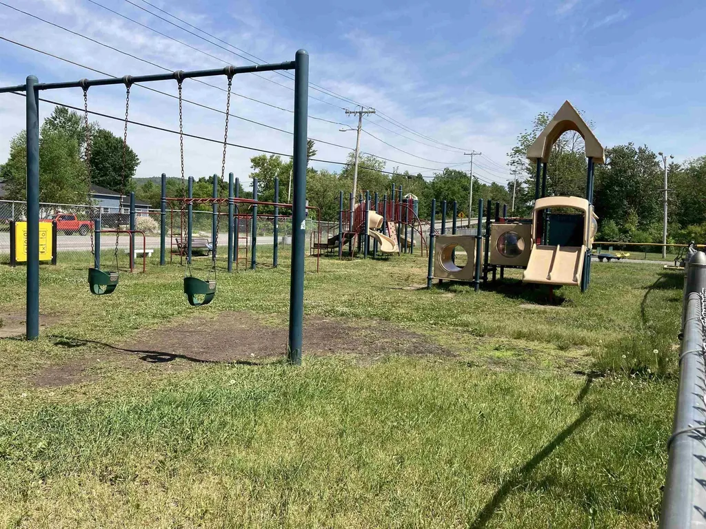 21 Highland Avenue Canaan NH 03741