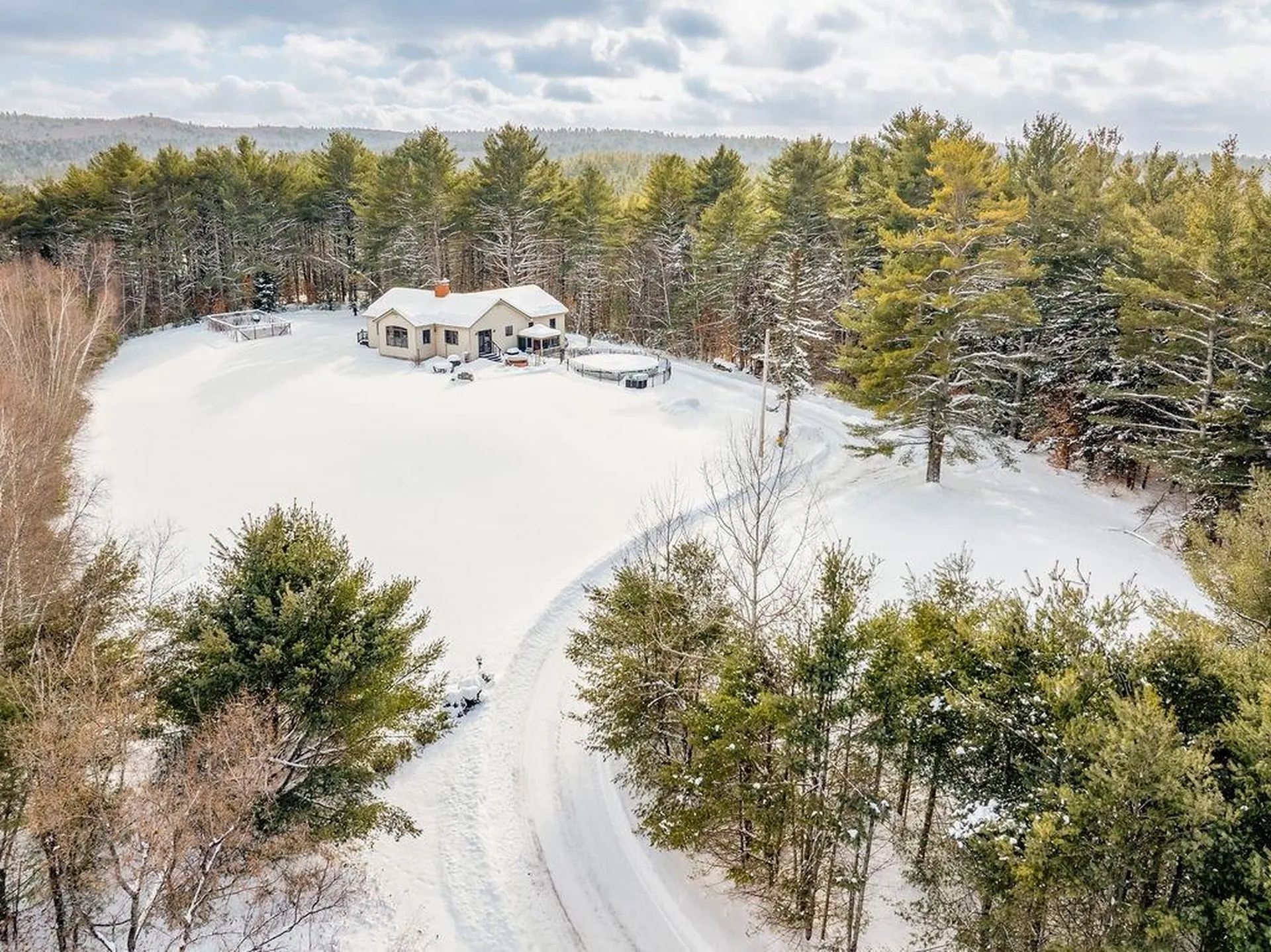 Canaan NH, 21 Highland Avenue