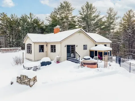 21 Highland Avenue Canaan NH 03741