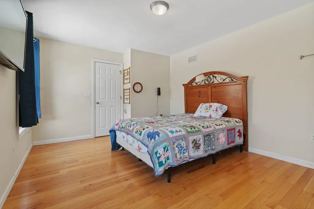 733 South Stark Highway Weare NH 03281