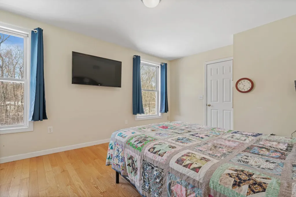 733 South Stark Highway Weare NH 03281