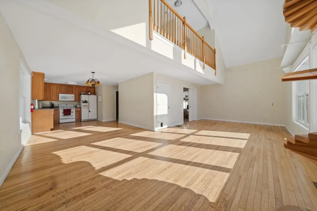 733 South Stark Highway Weare NH 03281