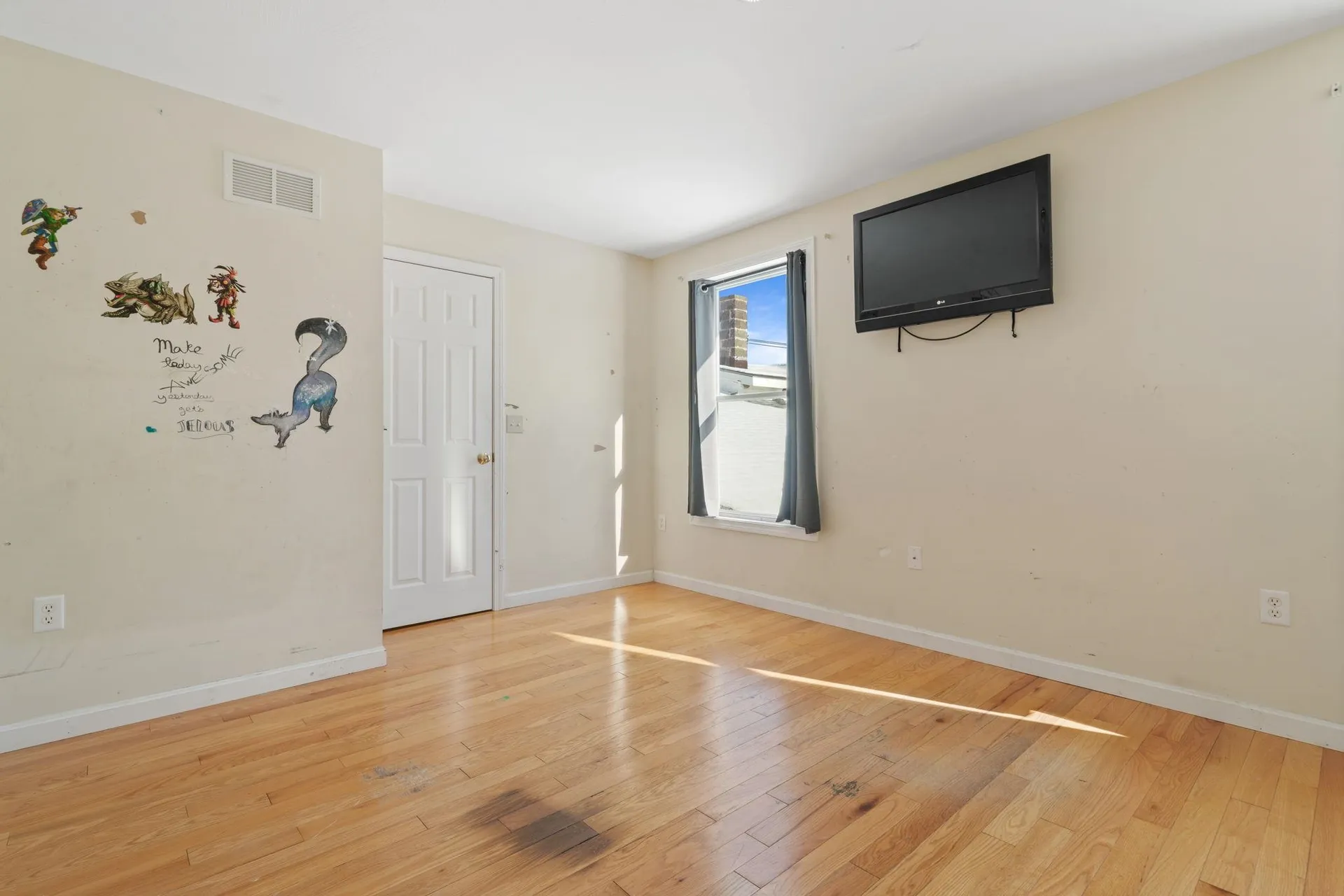 733 South Stark Highway Weare NH 03281