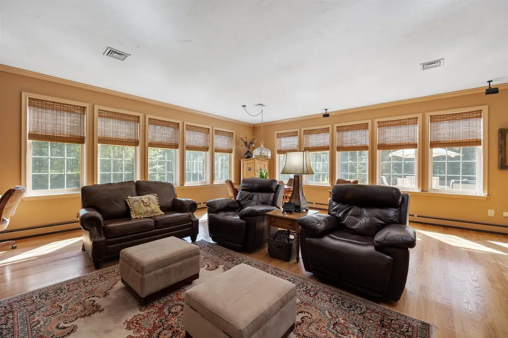 66 Hayes Lane Moultonborough NH 03254