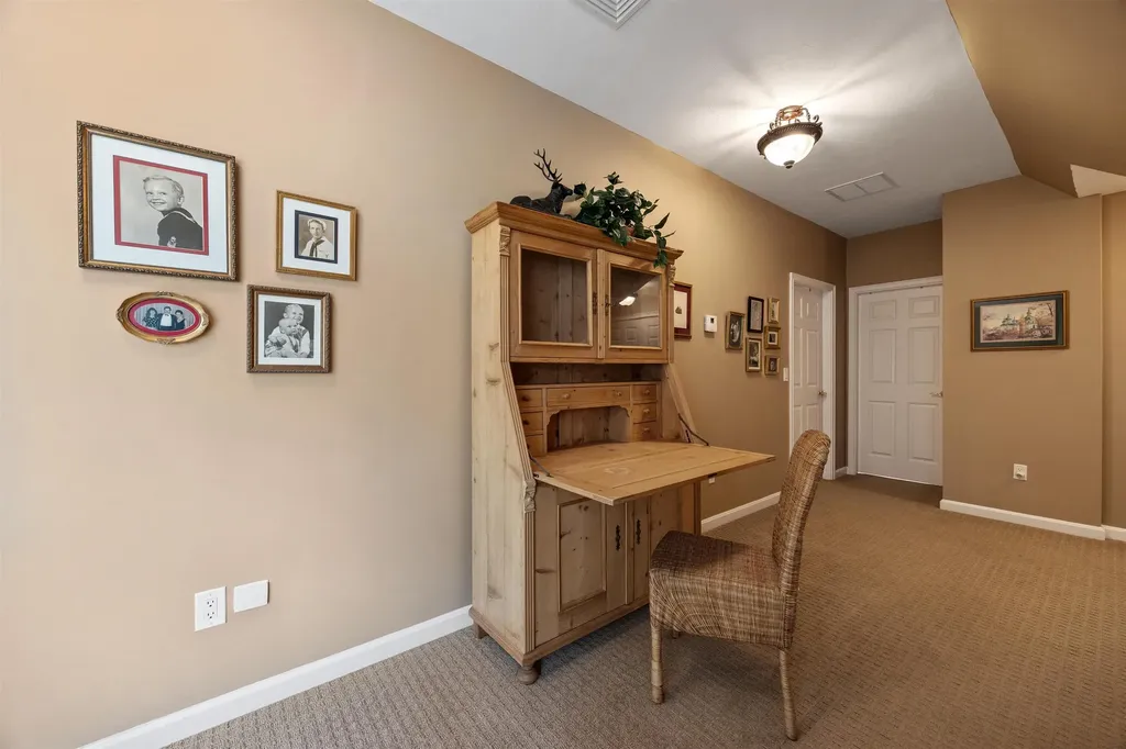 66 Hayes Lane Moultonborough NH 03254