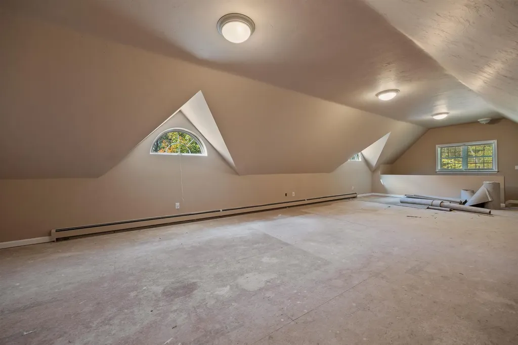 66 Hayes Lane Moultonborough NH 03254