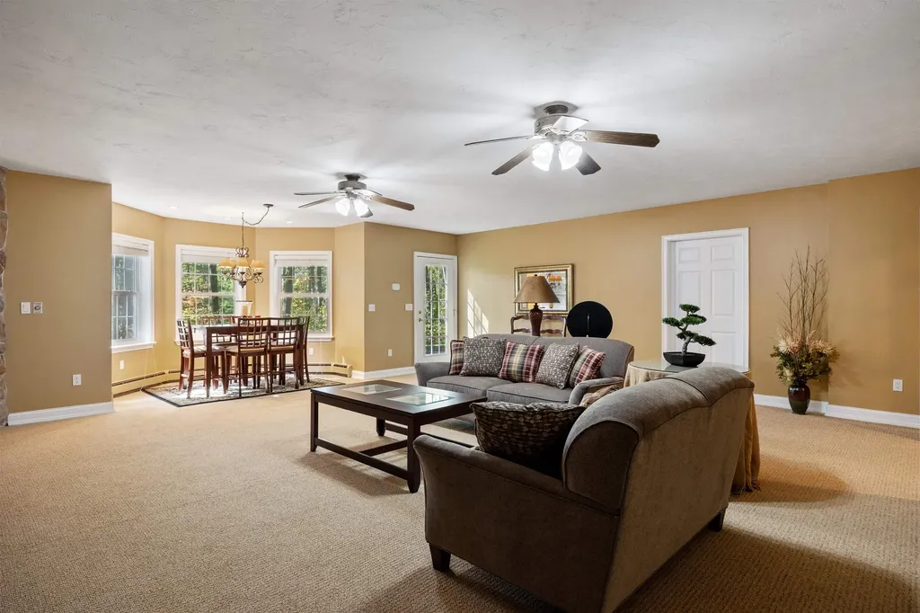 66 Hayes Lane Moultonborough NH 03254