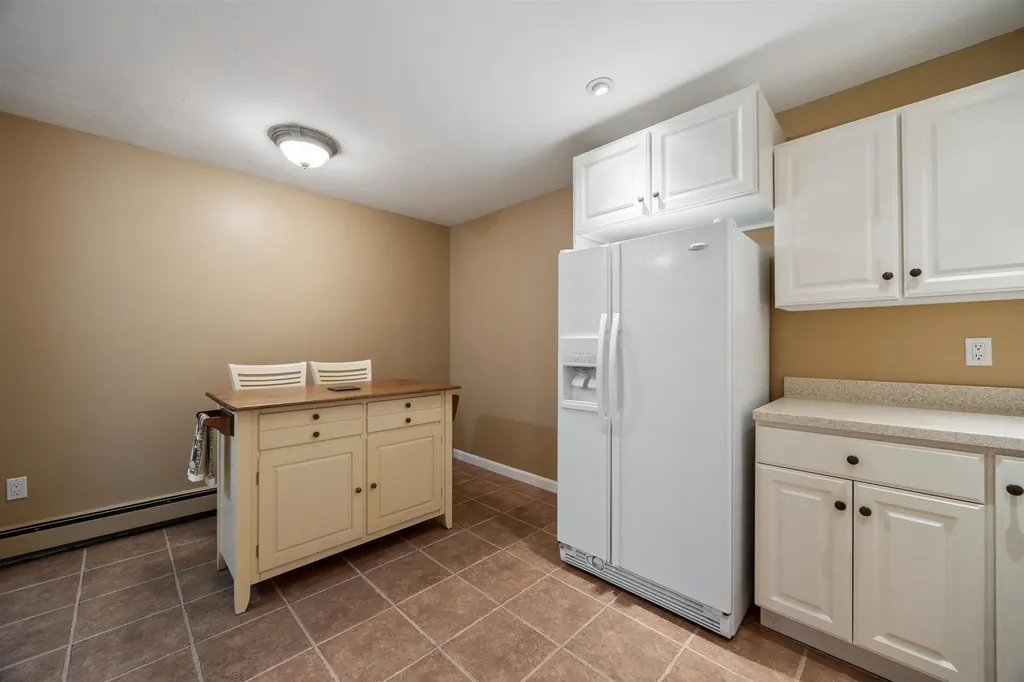 66 Hayes Lane Moultonborough NH 03254