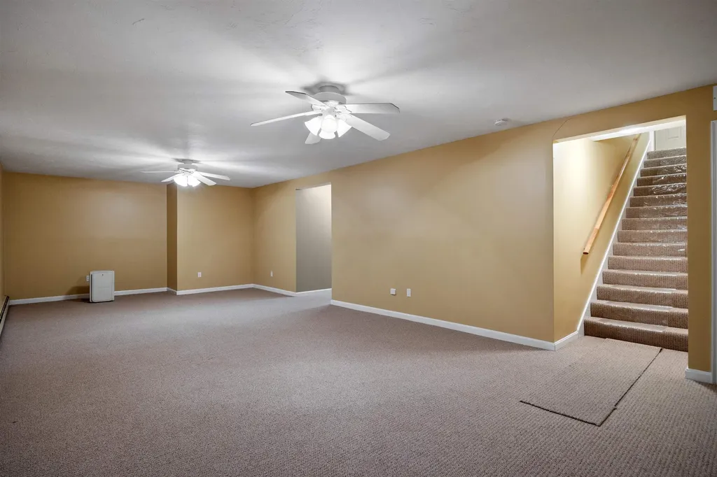 66 Hayes Lane Moultonborough NH 03254