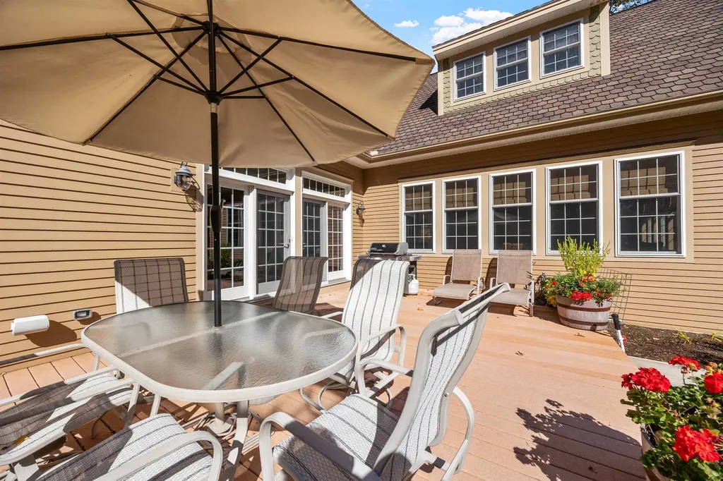 66 Hayes Lane Moultonborough NH 03254