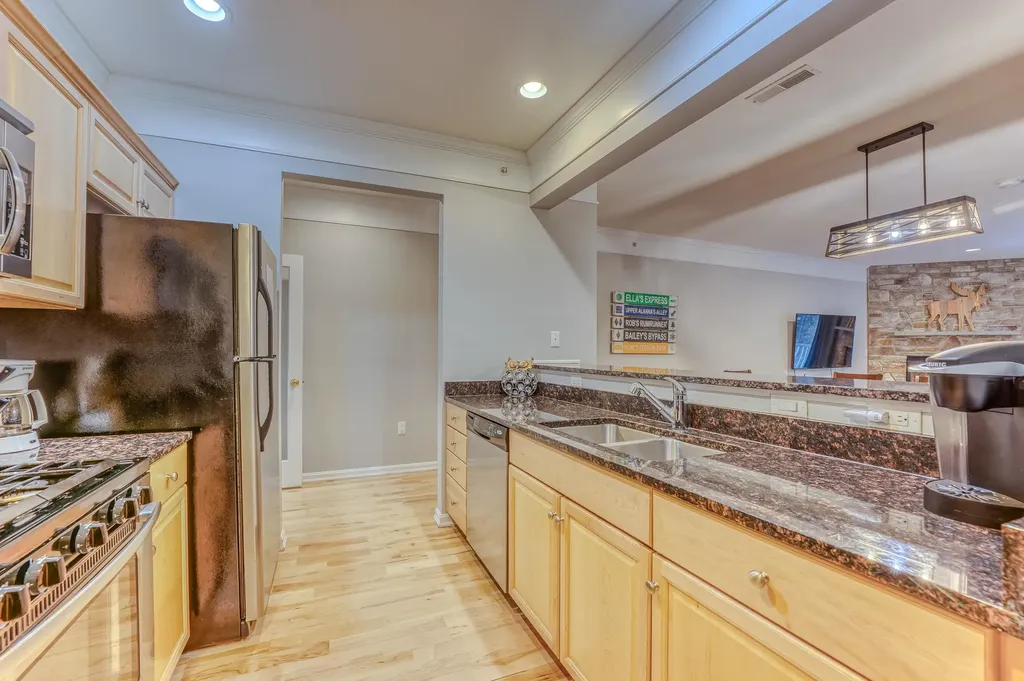 8 Twin Tip Terrace Lincoln NH 03251