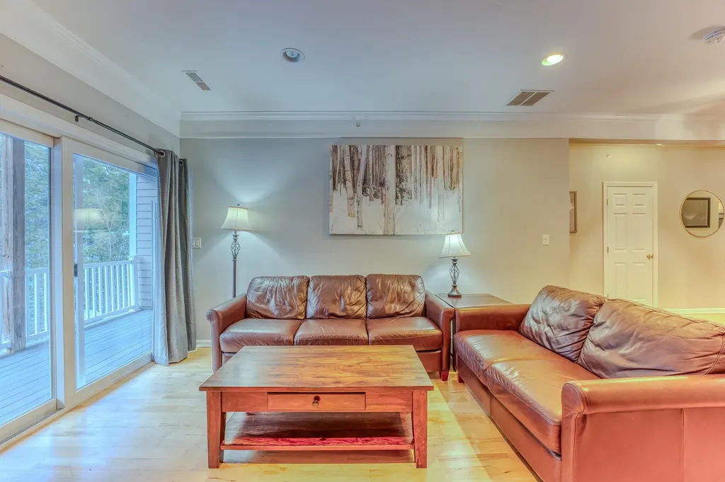 8 Twin Tip Terrace Lincoln NH 03251