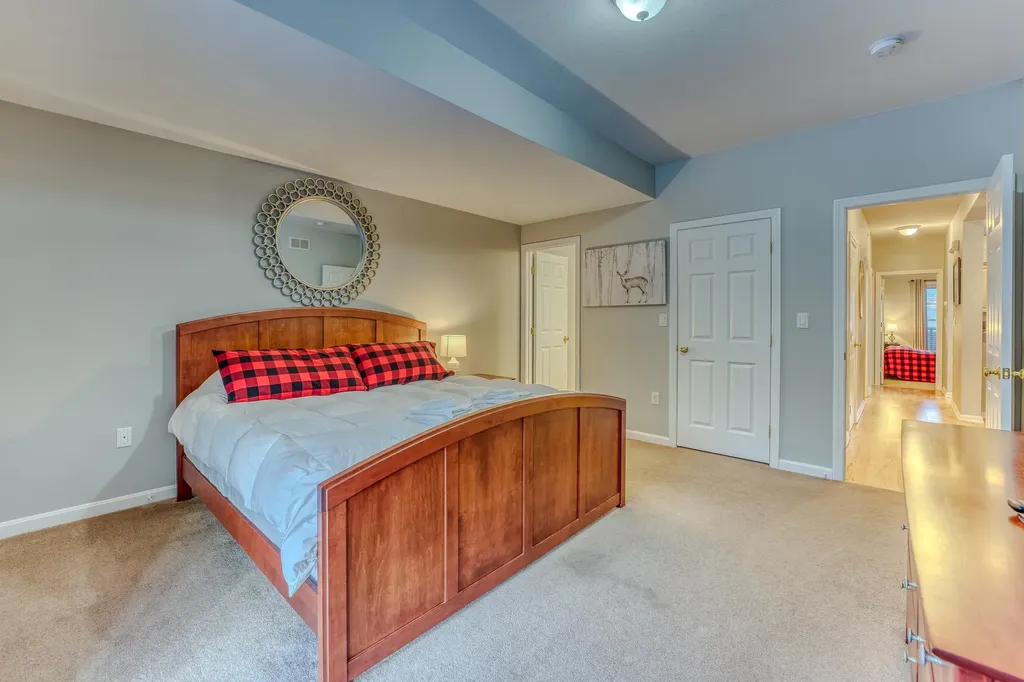 8 Twin Tip Terrace Lincoln NH 03251