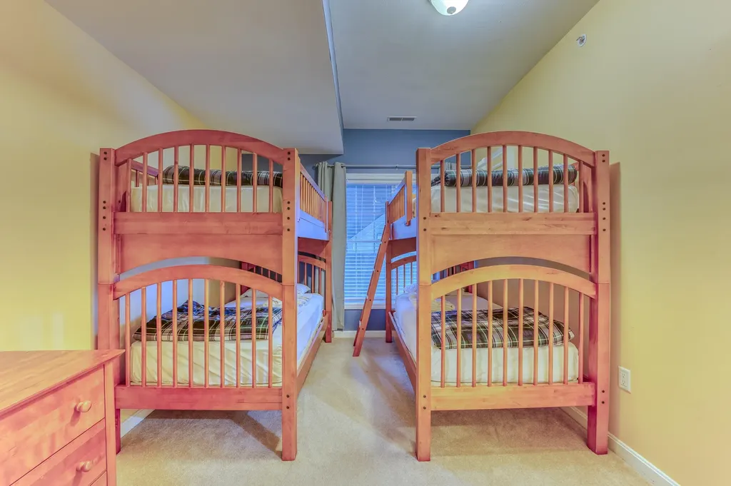 8 Twin Tip Terrace Lincoln NH 03251