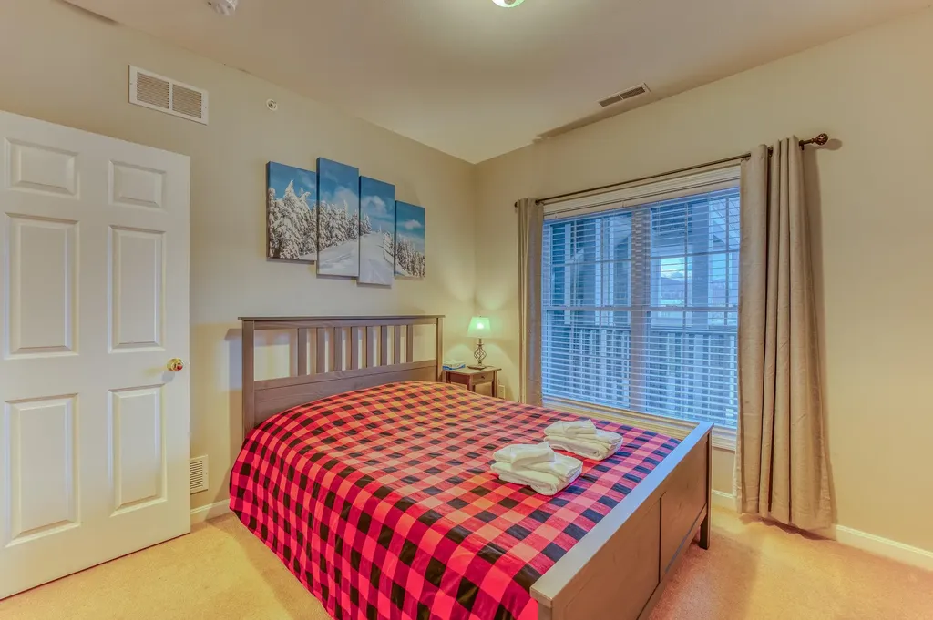 8 Twin Tip Terrace Lincoln NH 03251