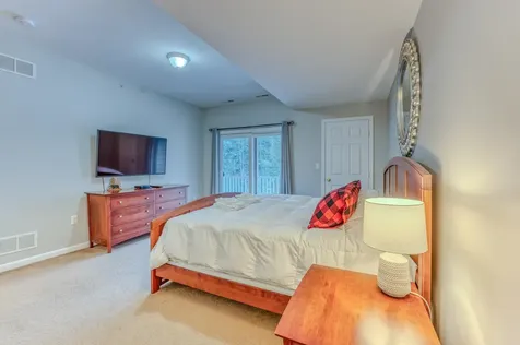 8 Twin Tip Terrace Lincoln NH 03251