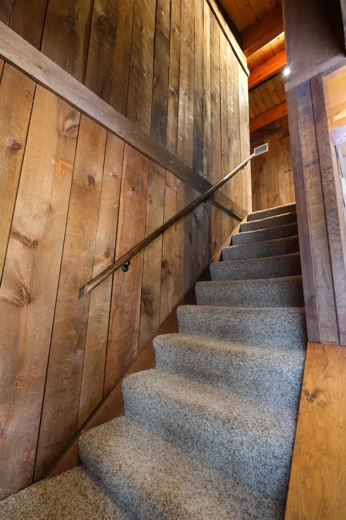 609 Alpine Drive Mount Holly VT 05758